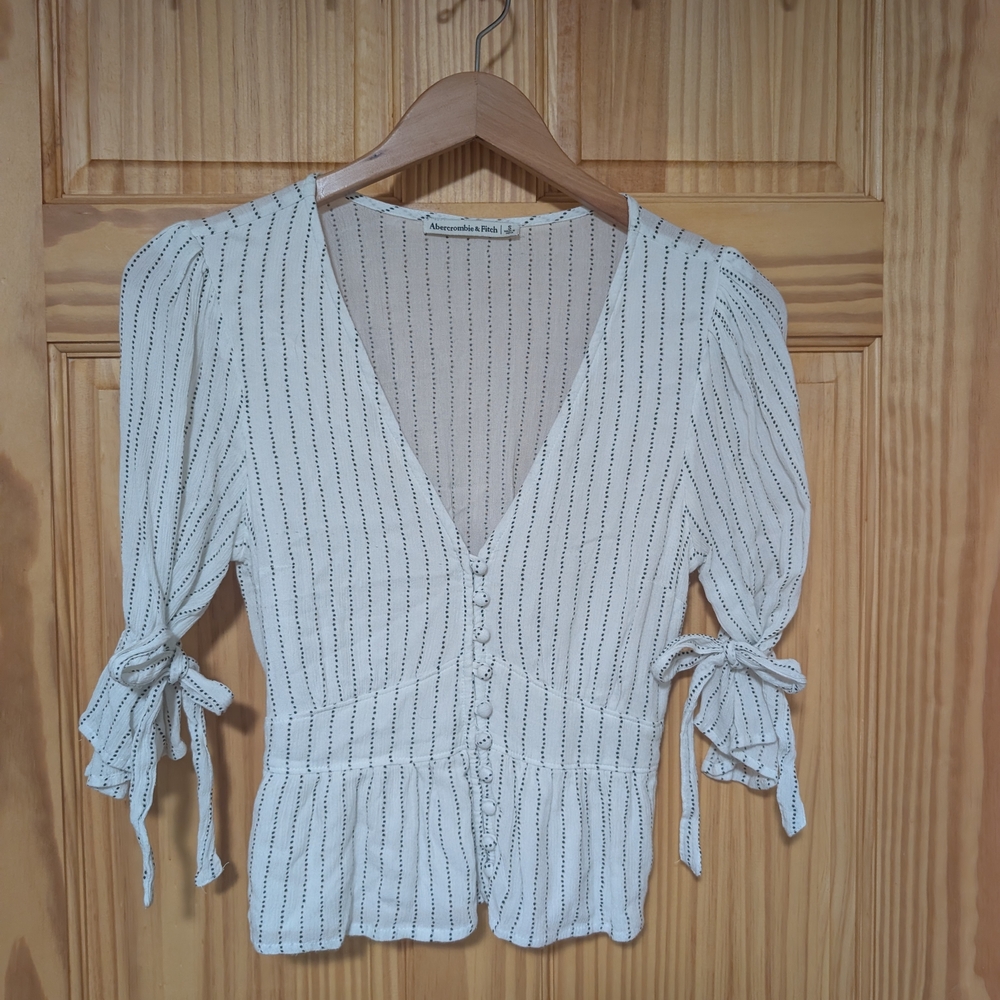 Abercrombie & Fitch White Button-Down Blouse